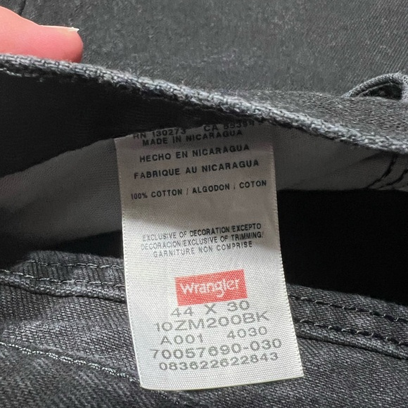 Wrangler Black authentic Jeans 44x30 - Picture 7 of 8